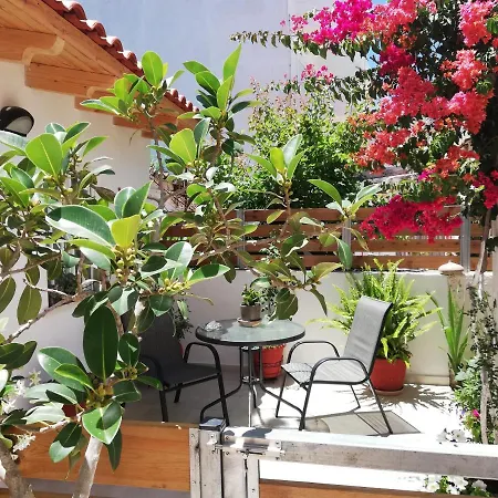 Small Studio With Yard Chania  Exterior photo