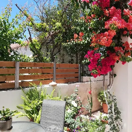 Small Studio With Yard Chania  Exterior photo