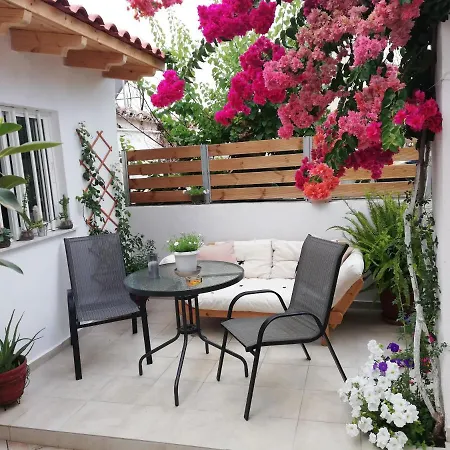 Small Studio With Yard Chania  Exterior photo